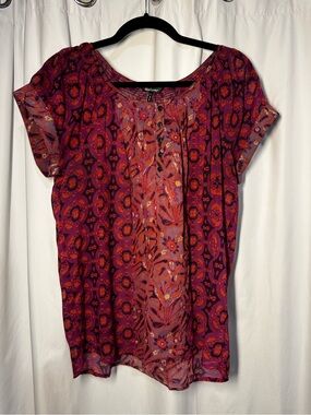 Daisy Fuentes Plum and Coral Printed Short Sleeve Blouse